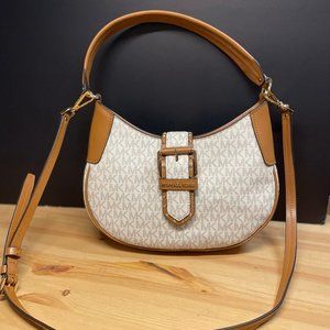Michael Kors Lillian Vanilla Acorn Shoulder Crossbody Bag Purse